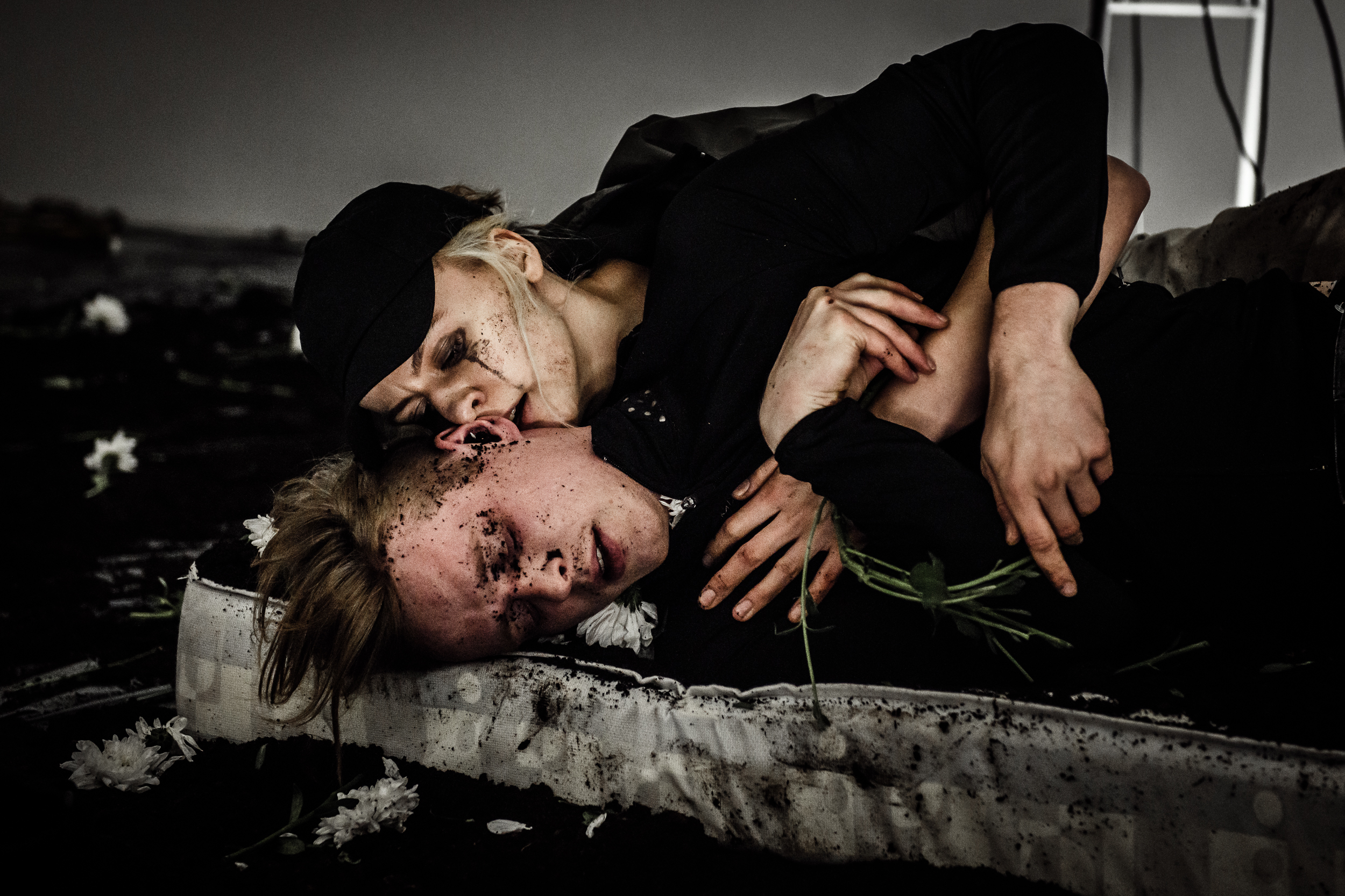 Skats no izrādes "Hamletmašīna" (rež. Artūrs Areima) // Foto – Laura Vansevičiene