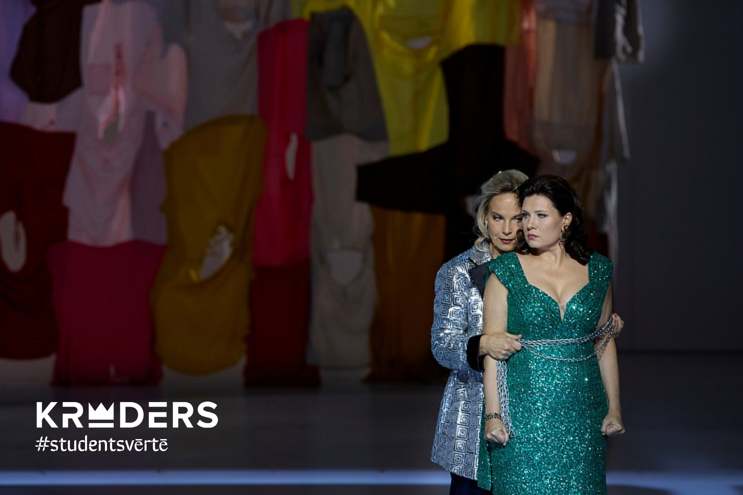 Skats no Berlīnes Valsts operas izrādes "Aīda" // Publicitātes foto