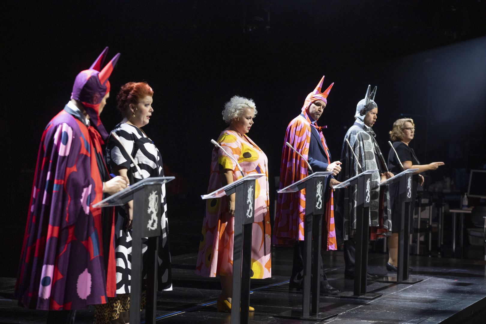 Skats no operas "Covid fan tutte" iestudējuma Somu Nacionālajā operā un baletā // Publicitātes foto