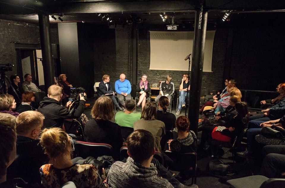 Teātra tekstu lasījumu "Kara piezīmes" diskusija 10. martā // Foto - Igors Kuzņecovs