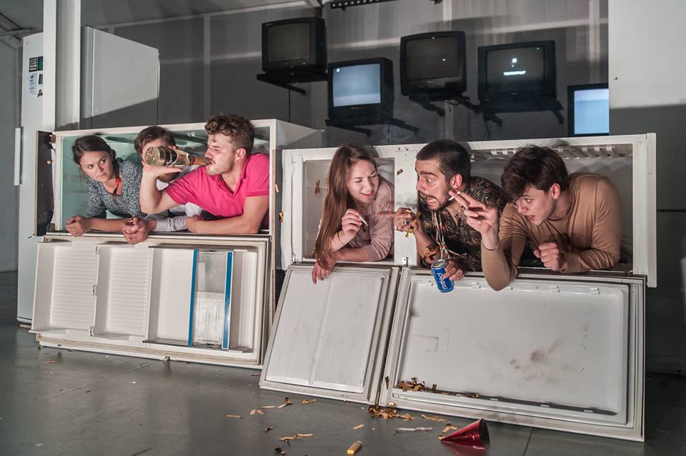 Skats no DDT izrādes "Dvēseļu utenis" // Foto – Jānis Amoliņš
