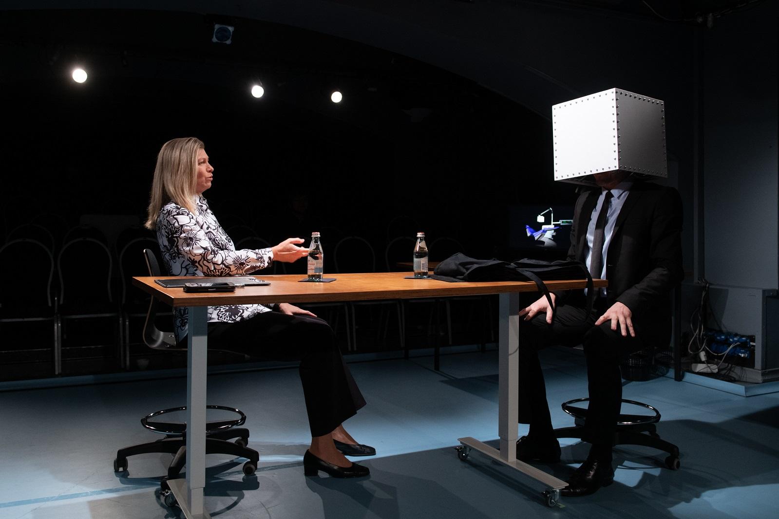 Skats no LNT izrādes "Finlandizācija" (2019, rež. Valters Sīlis) // Publicitātes foto