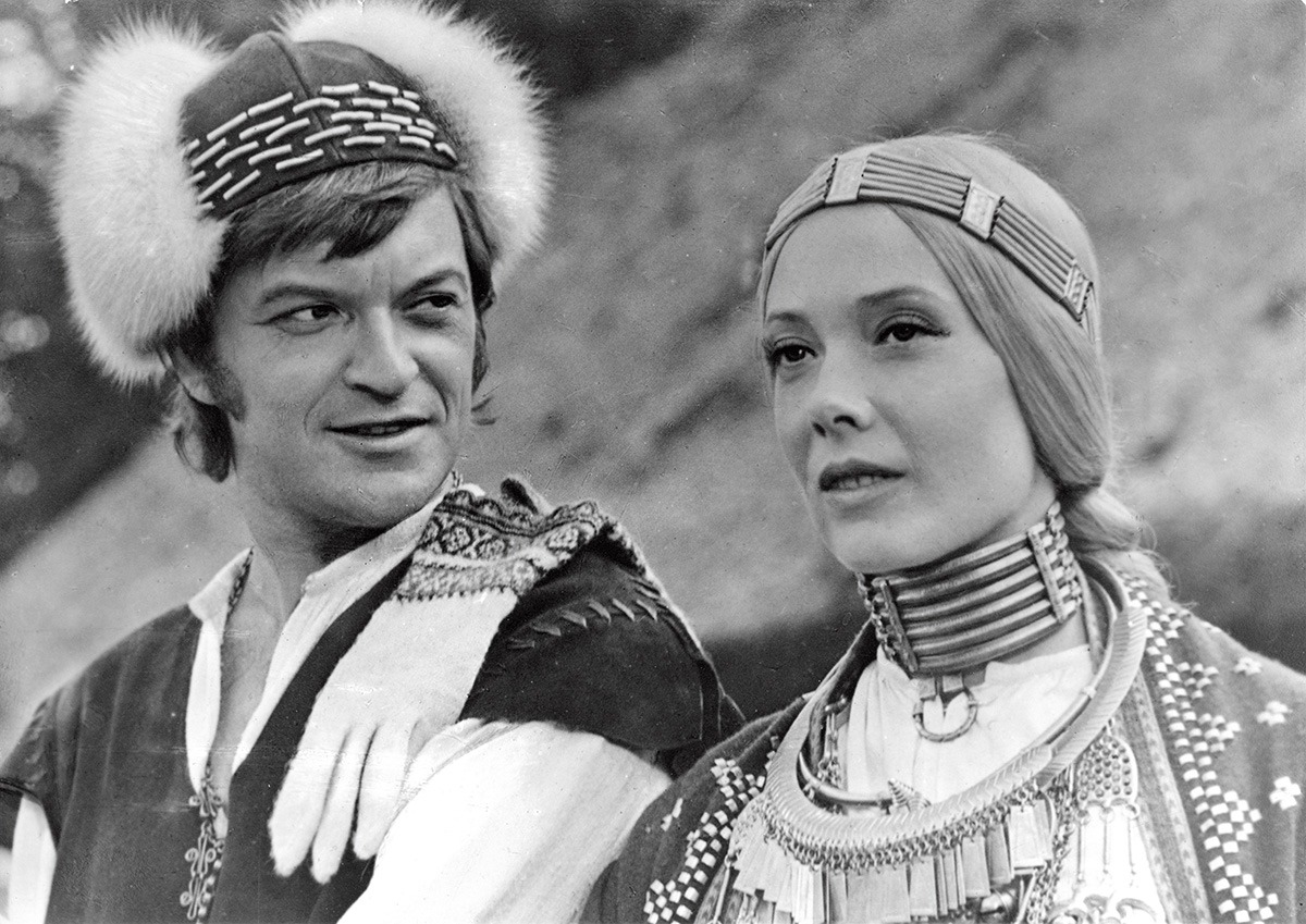 Skats no kinofilmas "Pūt, vējiņi!" (1976, rež. G. Piesis). Uldis – Ģirts Jakovļevs, Zane – Astrīda Kairiša // Publicitātes foto