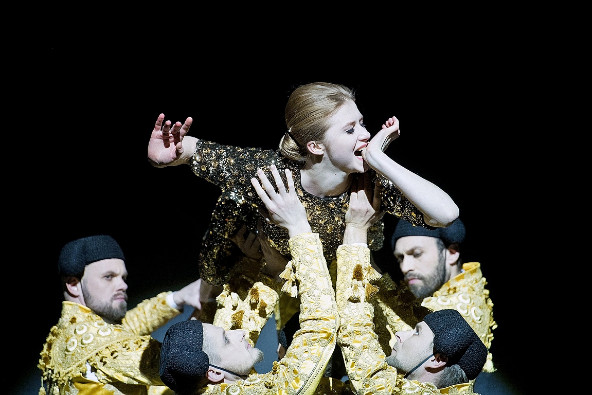 Skats no LNT izrādes "Salome" // Foto – Kristaps Kalns