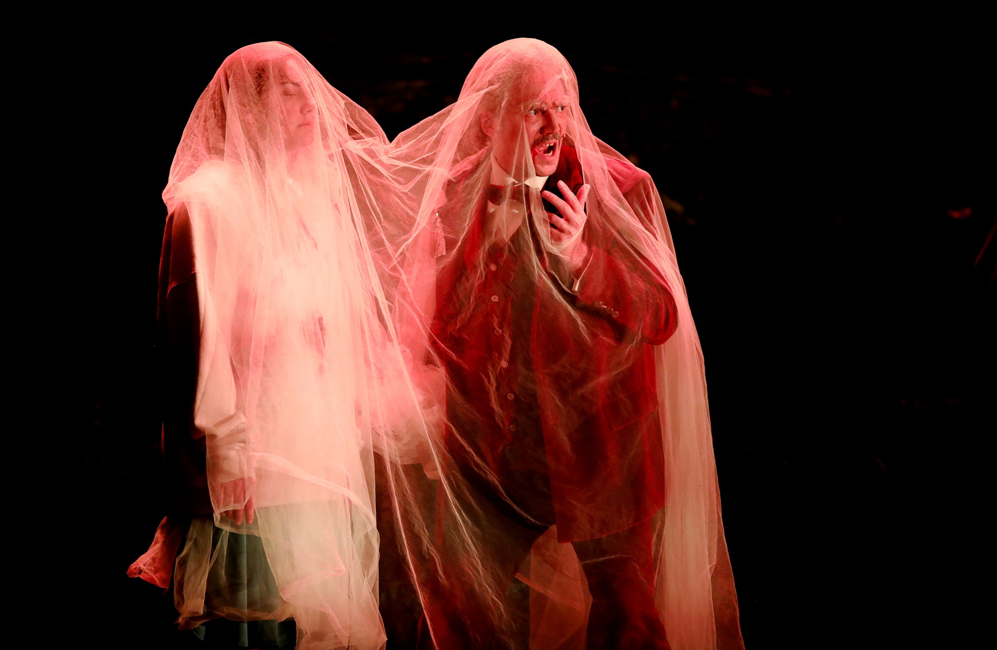 Lelde – Elizabete Skrastiņa, Kungs – Arturs Krūzkops // Foto – Lita Millere