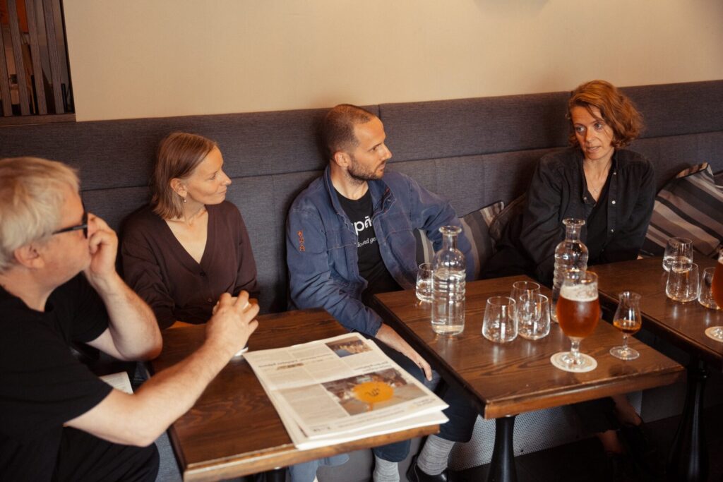 Skats no kuratoru diskusijas "Festivāls kā kultūras procesa daļa"