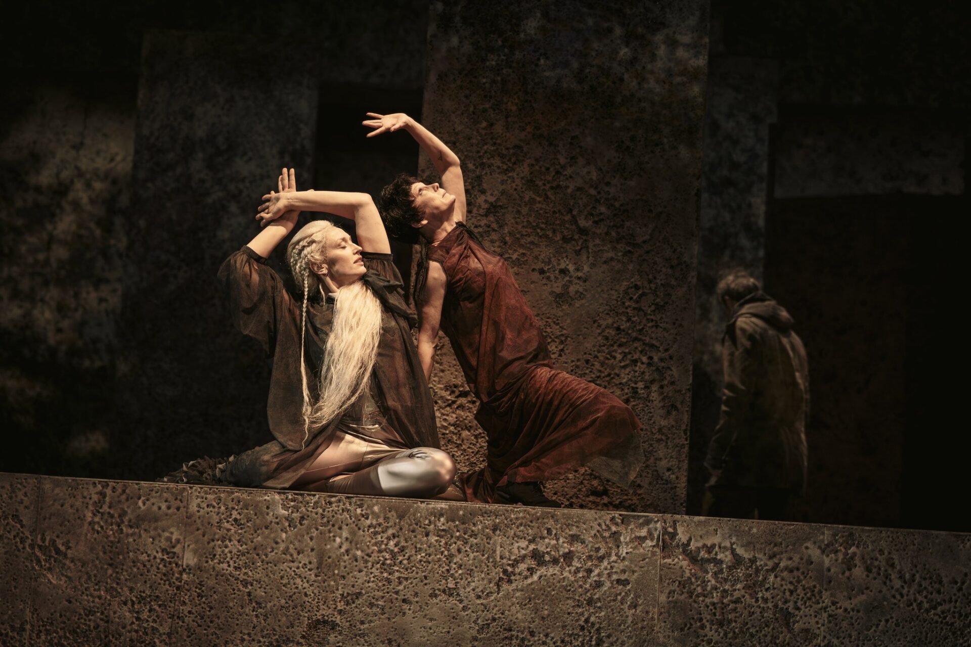 Ārija – Laura Siliņa, Tuše – Līga Zeļģe // Foto – Mārtiņš Vilkārsis