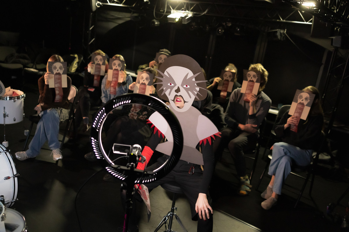 Skats no izrādes "Nē! Nē! Nē!" // Foto – Agnese Zeltiņa
