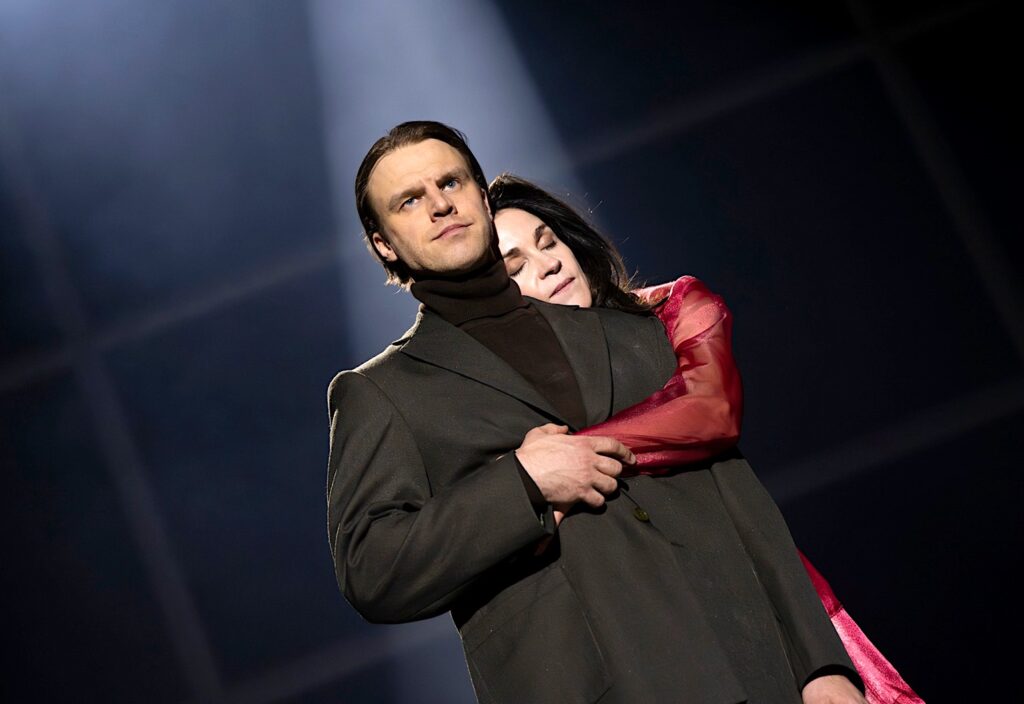Hovards Rorks – Kaspars Dumburs, Dominika Frankona – Ilze Ķuzule-Skrastiņa