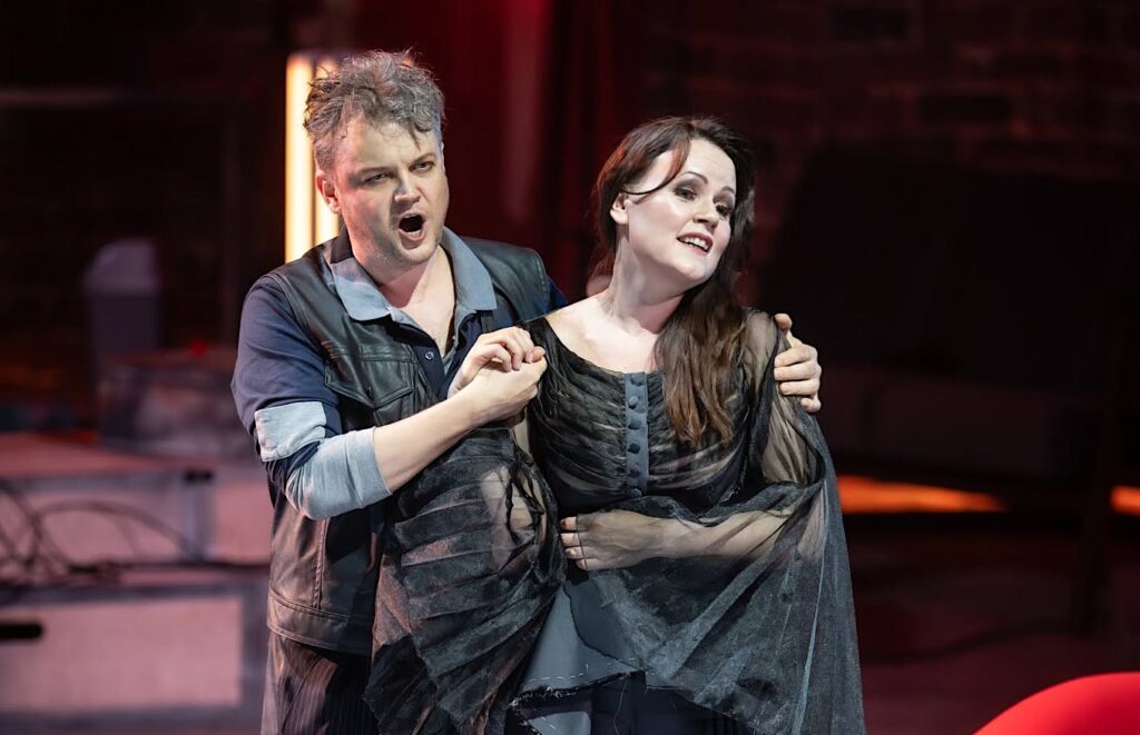Rūdolfs – Dmitro Popovs, Mimī – Inga Šļubovska-Kancēviča