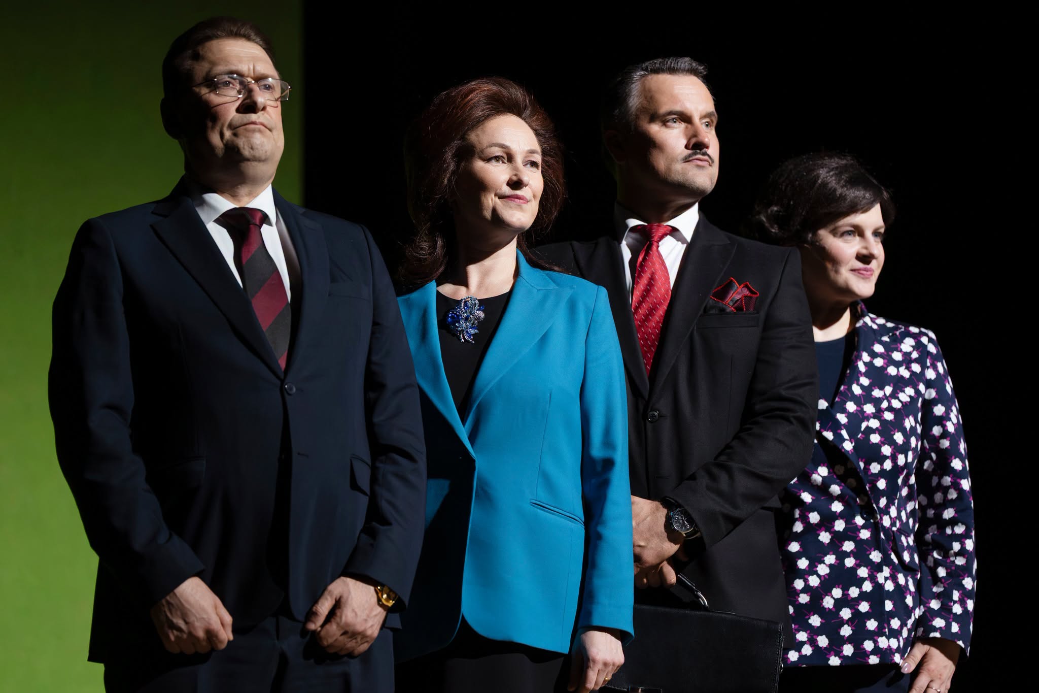 Valdis Dombrovskis – Imants Strads, Solvita Āboltiņa – Kristīne Nevarauska, Ģirts Kristovskis – Andris Bulis, Ilze Viņķele – Jana Herbsta // Foto – Marko Rass